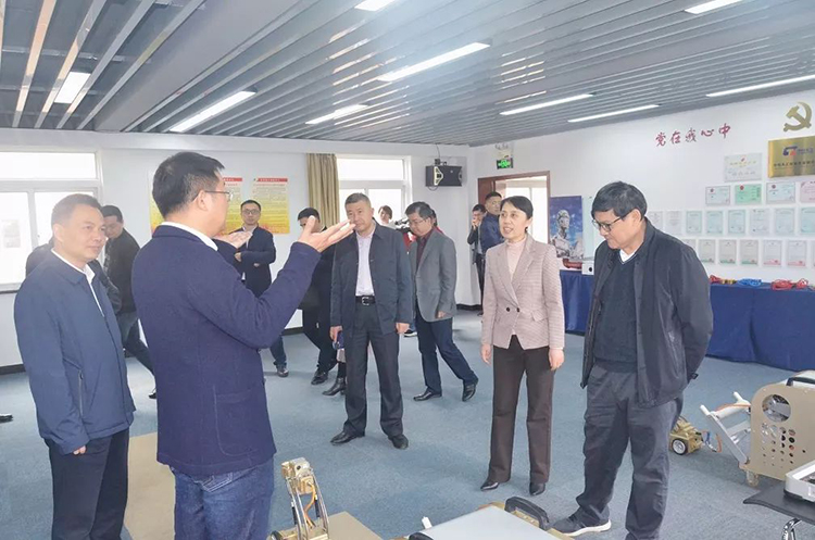 中國工程院李曉紅院長帶隊蒞臨中科天工調(diào)研指導03.jpg